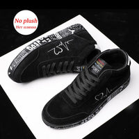 Tênis Street 2023 com camada externa de pelúcia