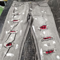 Linda calça jeans skin rasgado preto e cinza